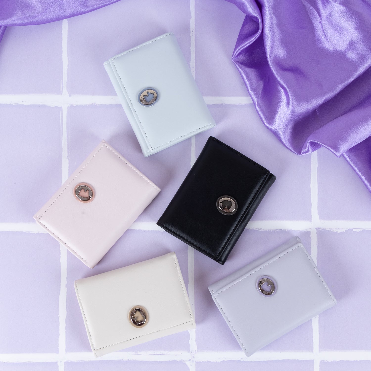 The "Pegasus Dream" Quilted Bifold: Unicorn Clasp & Magical Style