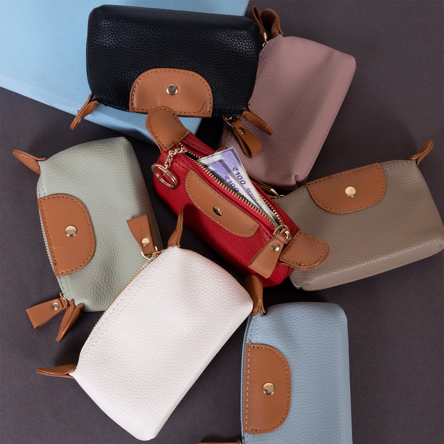 The "Metro" Compact Wallet: Elegant PU Leather Mini Purse with Gold-Tone Bar Accent